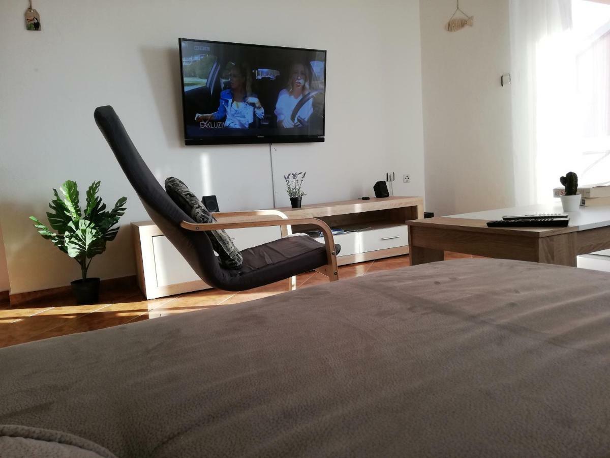 Apartment Petra Zadar Bagian luar foto