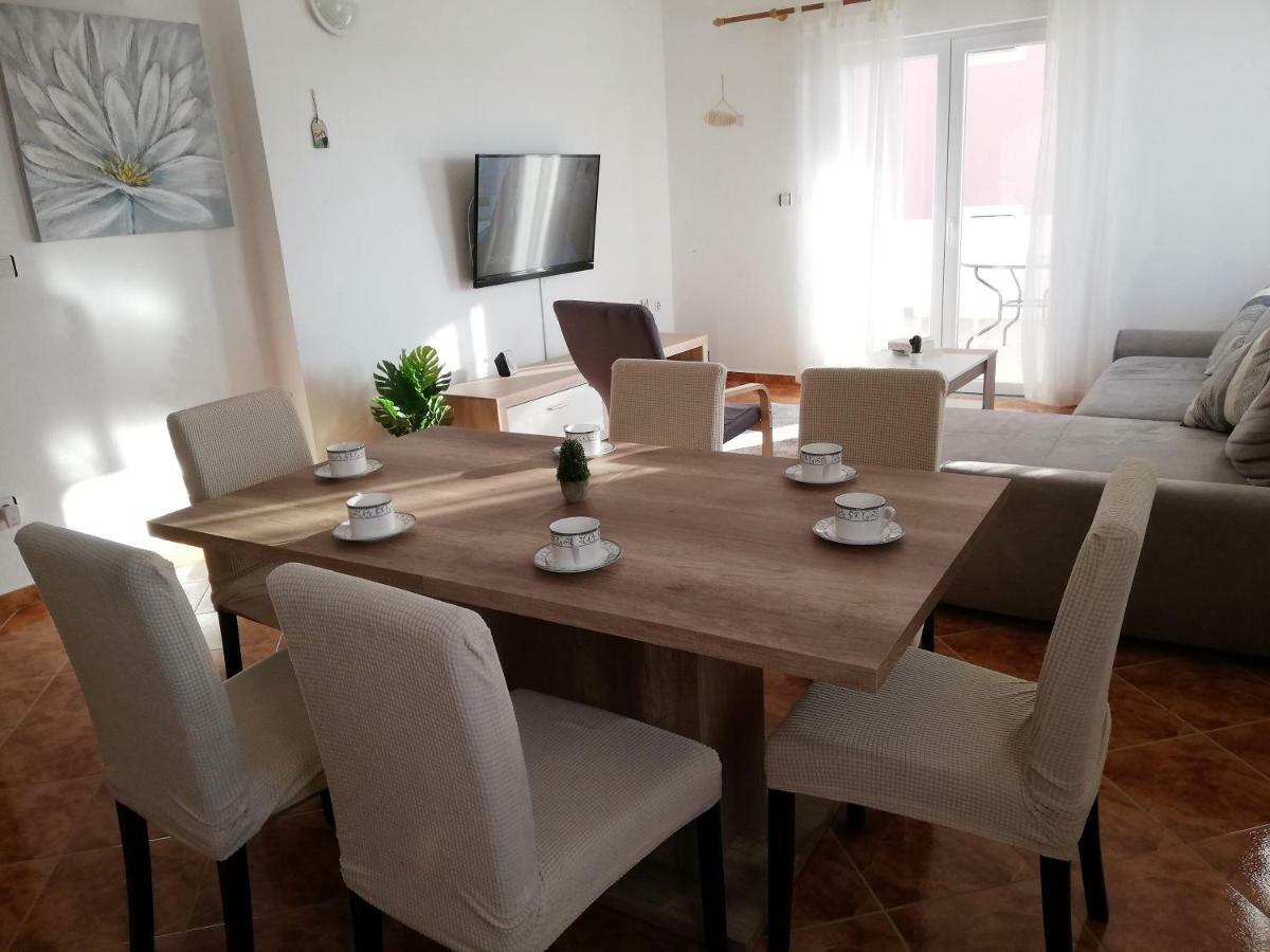 Apartment Petra Zadar Bagian luar foto