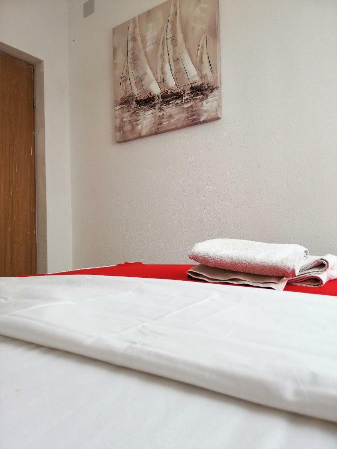 Apartment Petra Zadar Bagian luar foto