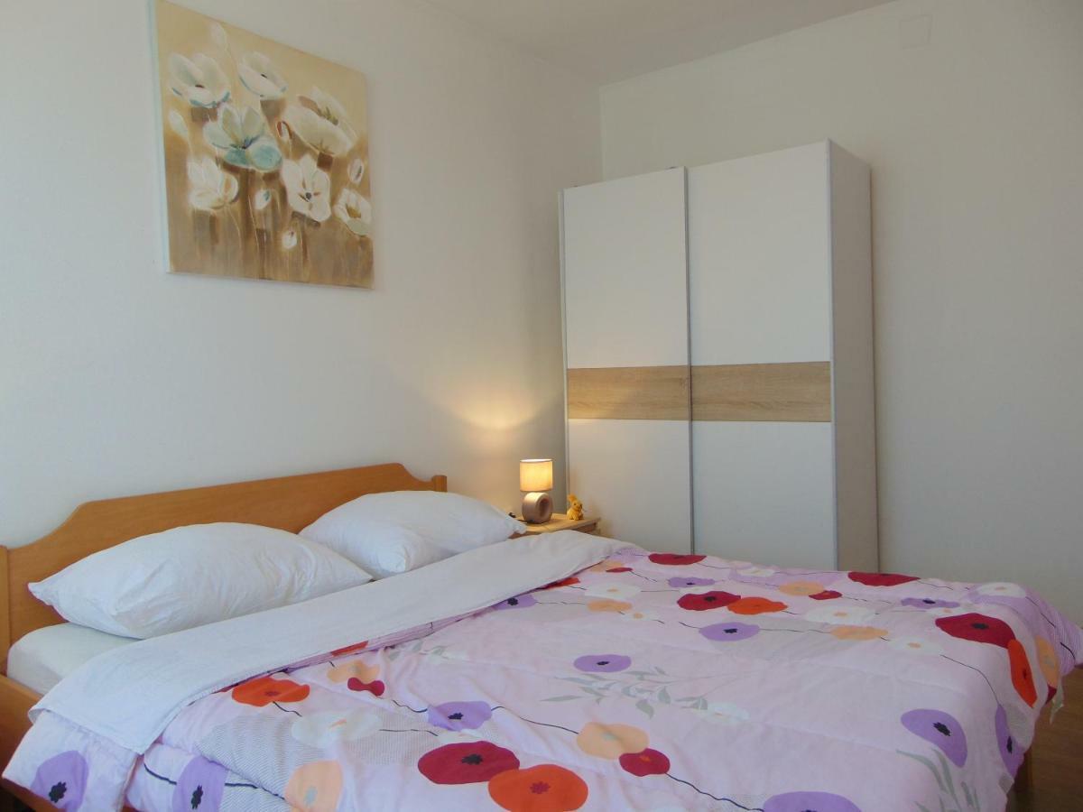 Apartment Petra Zadar Bagian luar foto