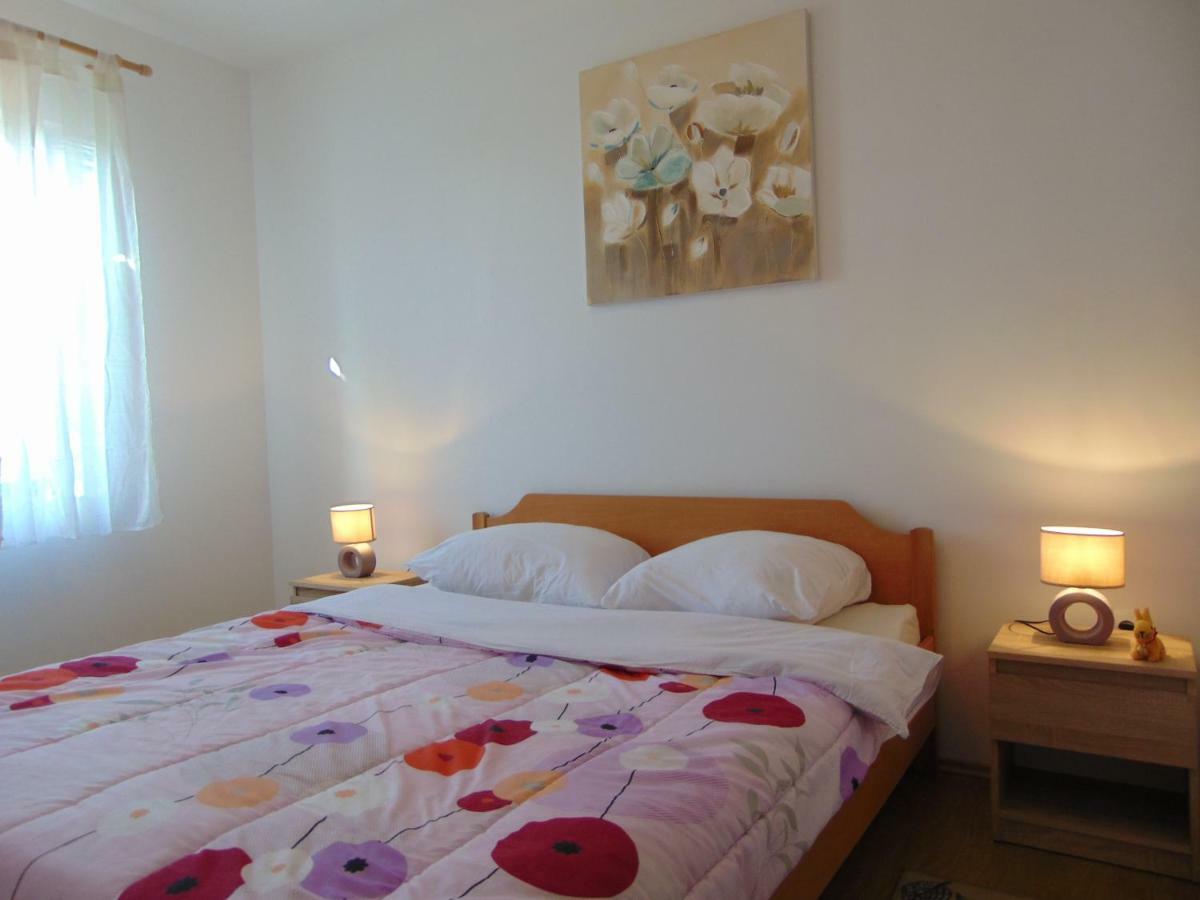Apartment Petra Zadar Bagian luar foto